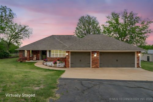 5455 S Robert Girten Rd, Chelsea, OK, 74016-4055 | Card Image