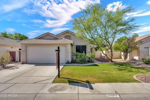 8009 W Salter Dr, Peoria, AZ, 85382-4440 | Card Image