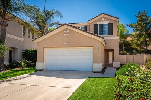 800 Cimarron Ln, Corona, CA, 92879 | Card Image