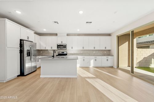 101-679 E Furness Dr, Gilbert, AZ, 85297-2038 | Card Image