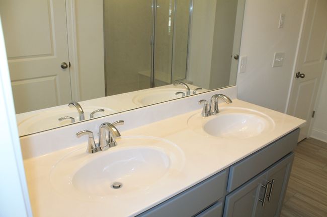 5711 Cloverwood Dr, Condo with 3 bedrooms, 3 bathrooms and 2 parking in Rockvale TN | Image 25