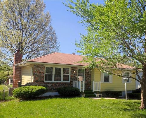 7009 Nw 80th St, Kansas City, MO, 64152-2007 | Card Image