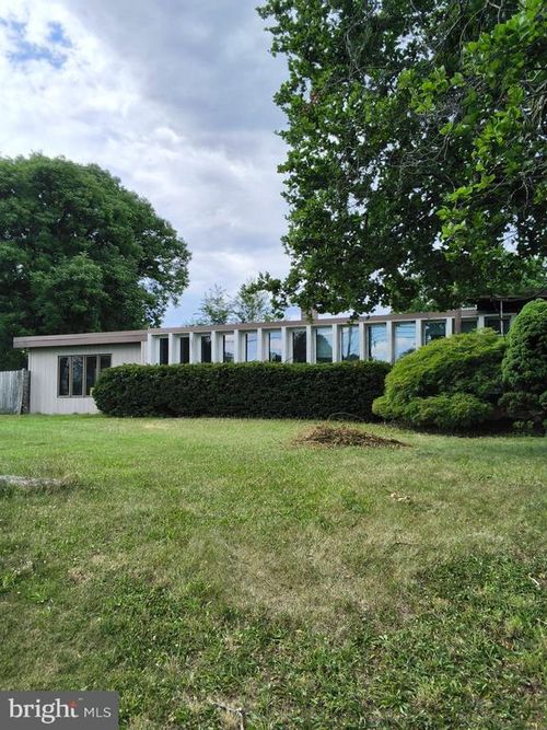 691 Keckler Rd, HARRISBURG, PA, 17111-3164 | Card Image