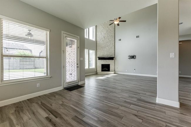 10318 Easterly Ln, House other with 4 bedrooms, 3 bathrooms and 3 parking in Cypress TX | Image 13
