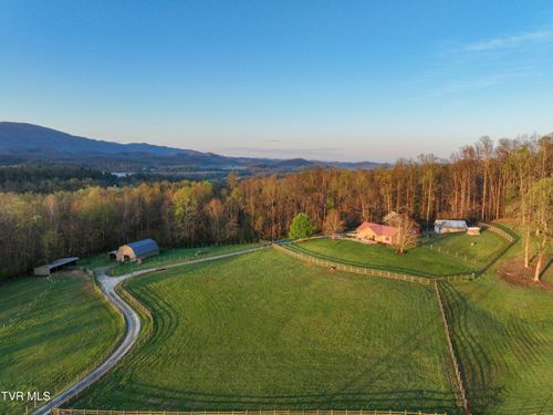 415 Beidleman Road, Bristol, TN, 37620 | Card Image