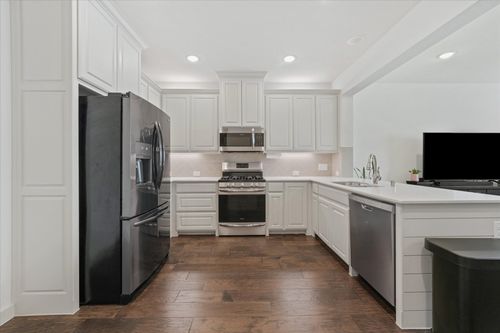 3951 Crown Ave, Mckinney, TX, 75070-1659 | Card Image