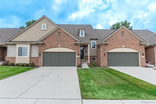9056 Rhyan Rd, White Lake, MI, 48386-4615 | Card Image