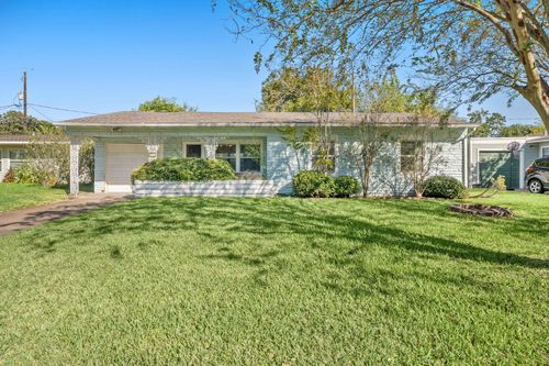 108 Bonita Ave, Galveston, TX, 77550-3106 | Card Image