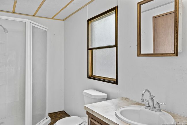 1189 Vivroux Ranch Rd, Home with 4 bedrooms, 3 bathrooms and null parking in Seguin TX | Image 19