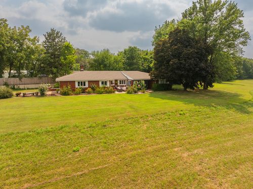 507 W Oak St, Urbana, MO, 65767-9102 | Card Image