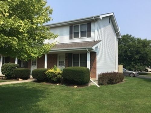 d-117 Colonial Pkwy, Yorkville, IL, 60560-1786 | Card Image