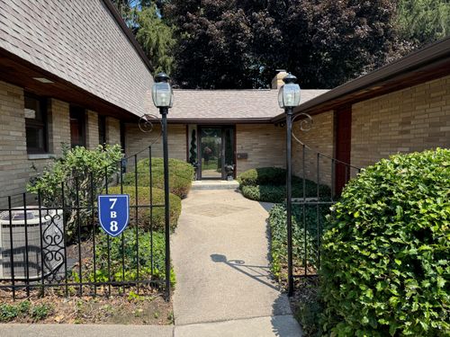 bldg-b-2727 S Lakeshore Dr, Saint Joseph, MI, 49085-2982 | Card Image