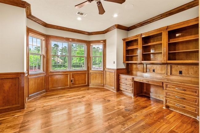 Study with built-ins | Image 23