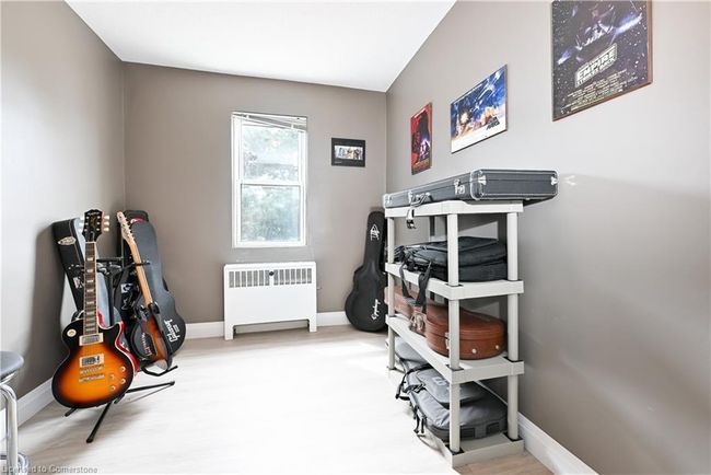 11 - 2418 New St, House attached with 2 bedrooms, 1 bathrooms and 1 parking in Burlington ON | Image 23