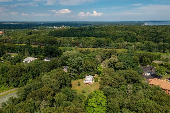 261 Hardig Rd, House other with 3 bedrooms, 2 bathrooms and 6 parking in Warwick RI | Image 29