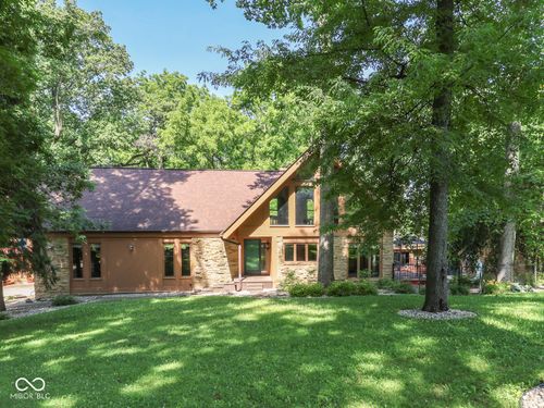 6796 Travis Pl, Greenwood, IN, 46143-9197 | Card Image