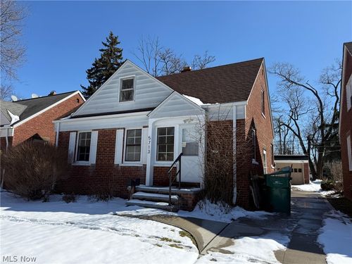 5713 South Blvd, Maple Heights, OH, 44137-3432 | Card Image