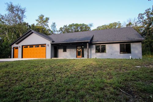 2948 N Oaks Ln Nw, Garfield, MN, 56332-8325 | Card Image