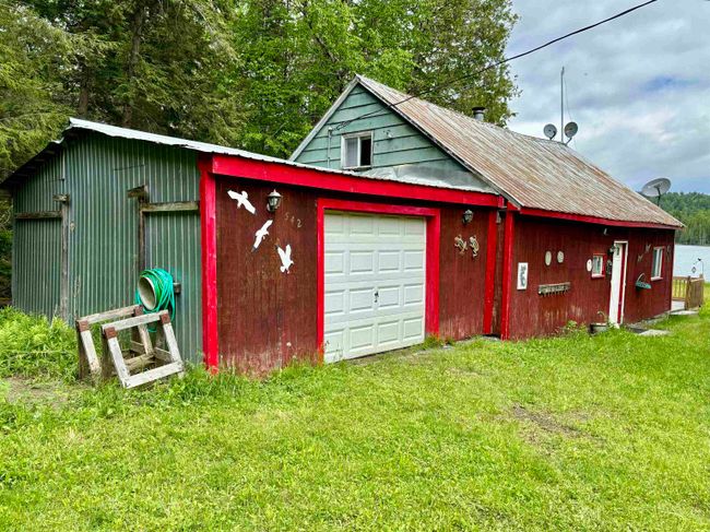 542 Baker Pond Ln, House other with 3 bedrooms, 1 bathrooms and null parking in Barton VT | Image 5