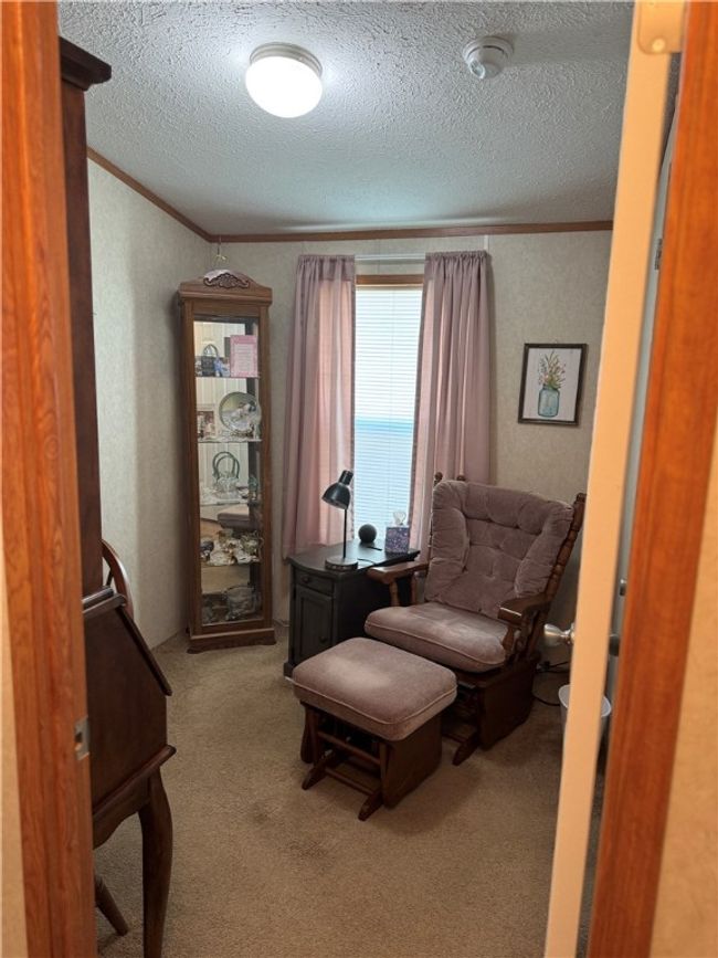143 Knobvue Dr, House other with 3 bedrooms, 2 bathrooms and 2 parking in Freedom PA | Image 8