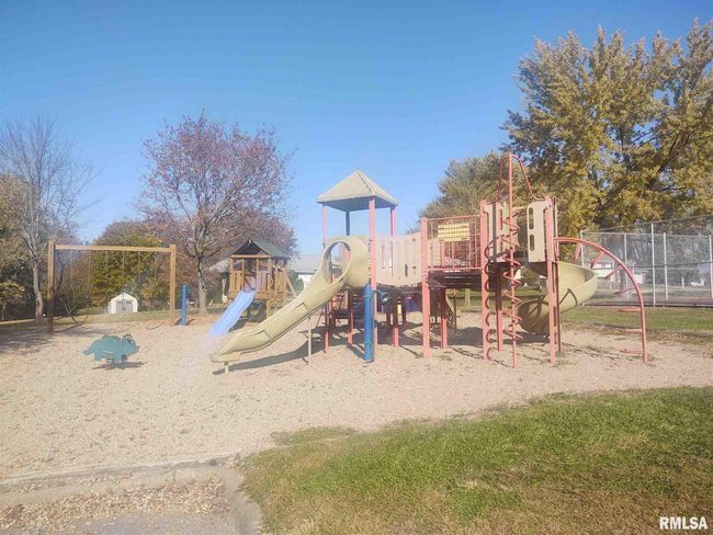 Lot 409 W Lake Camelot Dr, Home with 0 bedrooms, 0 bathrooms and null parking in Mapleton IL | Image 4