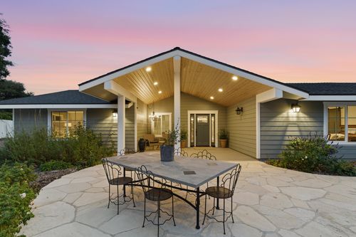 954 Elk Grove Ln, Solvang, CA, 93463-9608 | Card Image