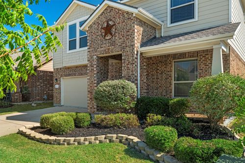 912 Falcon Rd, Argyle, TX, 76226-1992 | Card Image