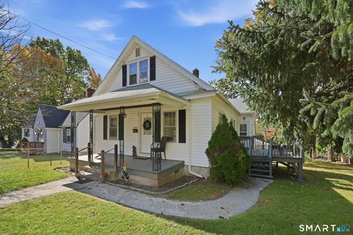 11 Gates Ave, Waterbury, CT, 06705-1536 | Card Image