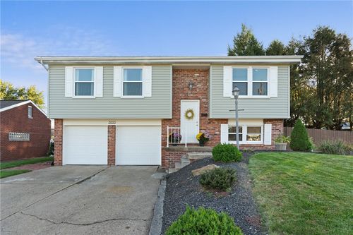 3000 Artfield St, Lower Burrell, PA, 15068-3402 | Card Image