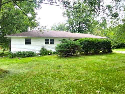 268 S State Road 2, Hebron, IN, 46341-9760 | Card Image