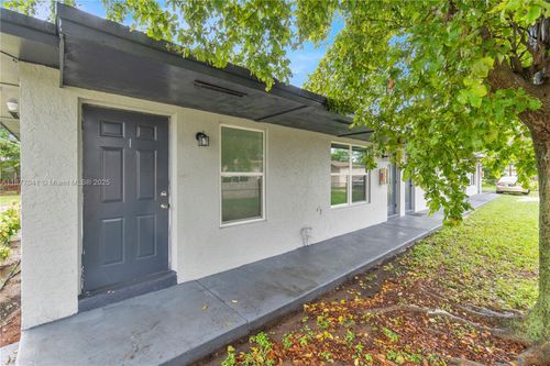 1-5807 Sw 27th St, West Park, FL, 33023-4127 | Card Image