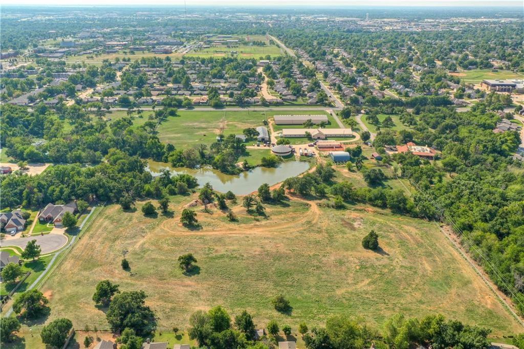 Bryant Ave, Edmond, OK 73013