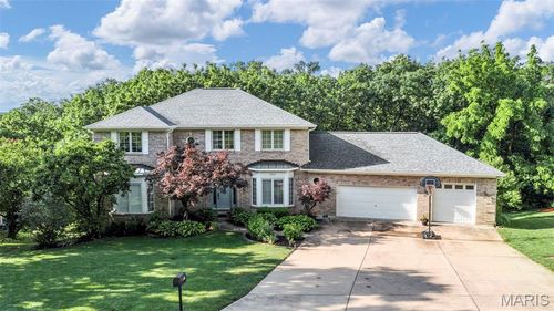 6324 Bluff Forest Dr, Oakville, MO, 63129-5022 | Card Image