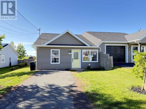 27 Parent St, Charlottetown, PE, C1C1R3 | Card Image