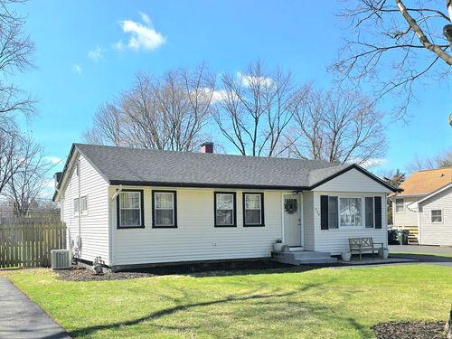 344 Douglas Rd, Batavia, IL, 60510-1311 | Card Image