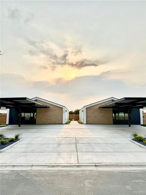apt-3-3405 N L St, McAllen, TX, 78501-3290 | Card Image