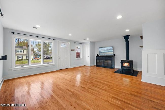 108 Hamilton Ave, House other with 3 bedrooms, 1 bathrooms and null parking in Leonardo NJ | Image 6