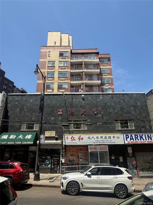 3c-13537 37th Avenue, New York, NY, 11354 | Card Image