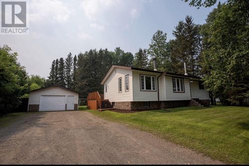 2031 Murphy Ave, Thunder Bay, ON, P7K1G7 | Card Image
