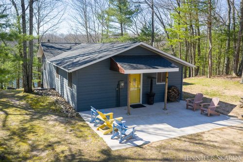 9341 S Oxeye Ave, Baldwin, MI, 49304-8948 | Card Image