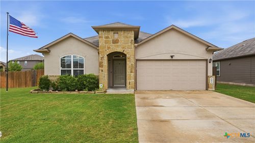 484 Copper Hill Dr, New Braunfels, TX, 78130-5095 | Card Image