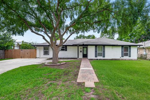 1206 Riggs Rd, Houston, TX, 77022-4064 | Card Image