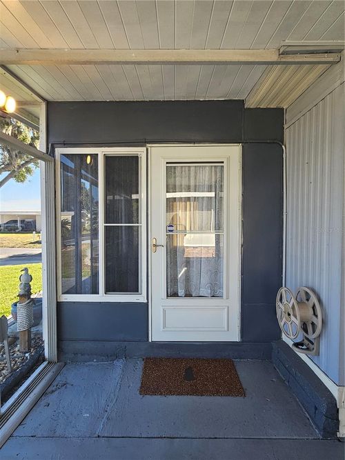 30 Riverview Dr, FRUITLAND PARK, FL, 34731-6461 | Card Image