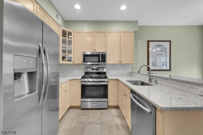 42 - 42 Rockcreek Ter, Townhouse with 3 bedrooms, 2 bathrooms and null parking in Riverdale NJ | Image 10