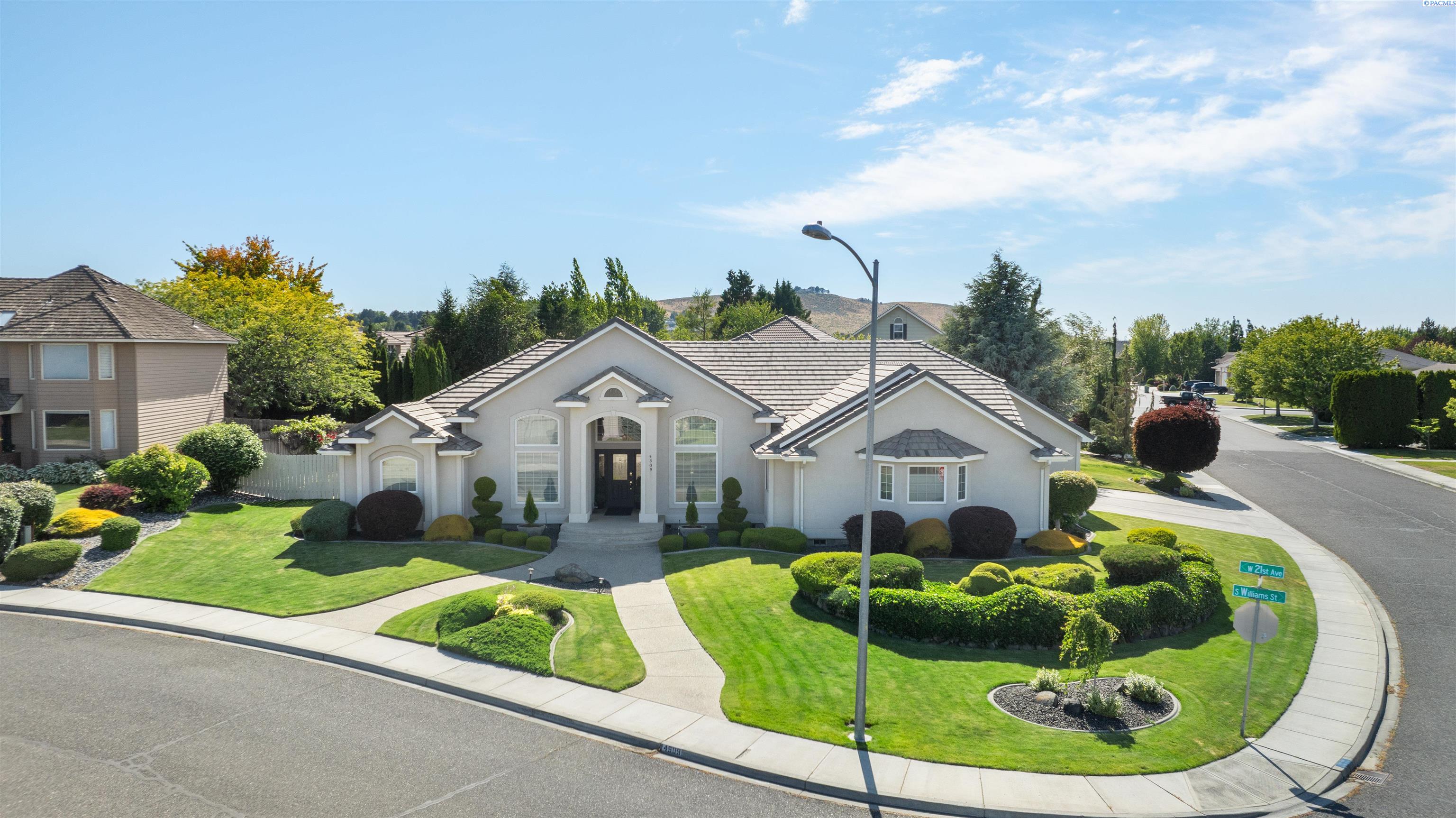 21st Ave, Kennewick, WA 99338