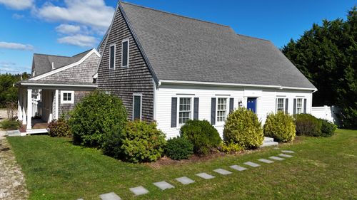 34 Fox Ridge Dr, Orleans, MA, 02653-3725 | Card Image