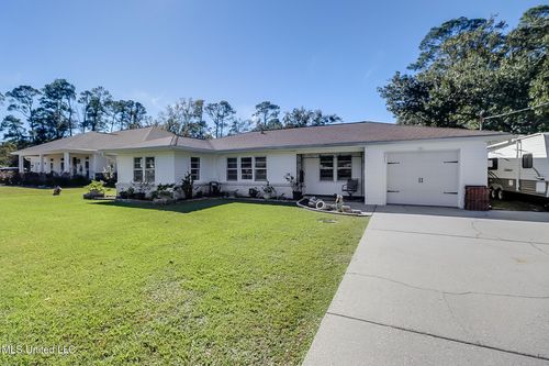 5211 Washington Ave, Gulfport, MS, 39507-4511 | Card Image