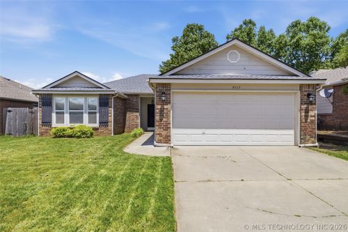 9515 97th St, Owasso, OK, 74055-4499 | Card Image