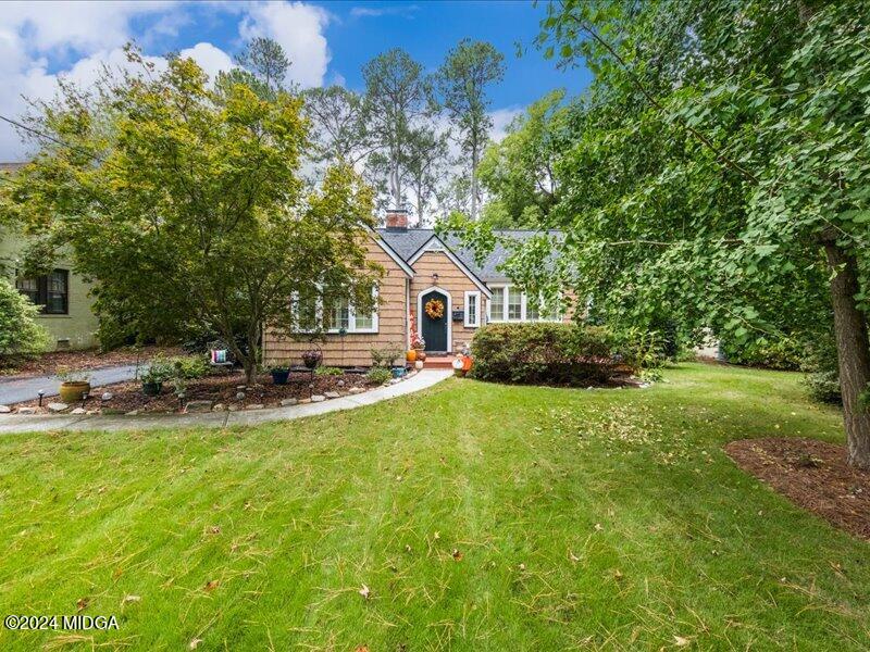 Vista Cir, Macon, GA 31204