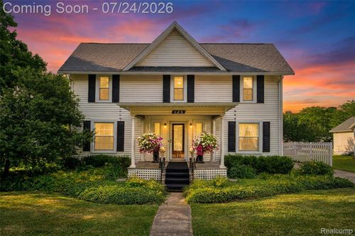 429 E Grand River Ave, Fowlerville, MI, 48836-9525 | Card Image